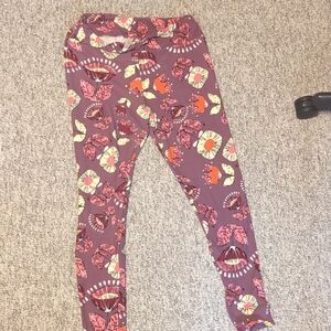 Lularoe purple floral print leggings